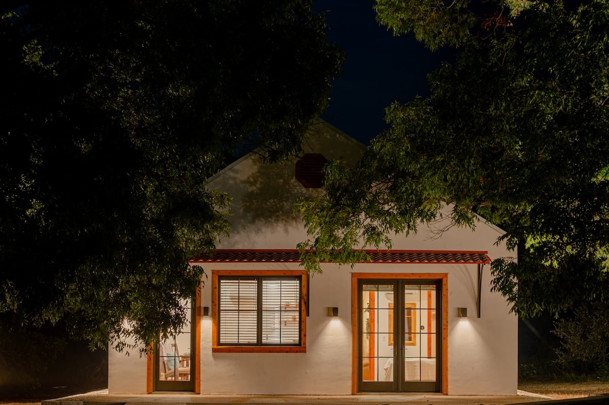 Feel at home in a beautifully designed tiny home in Waco, TX