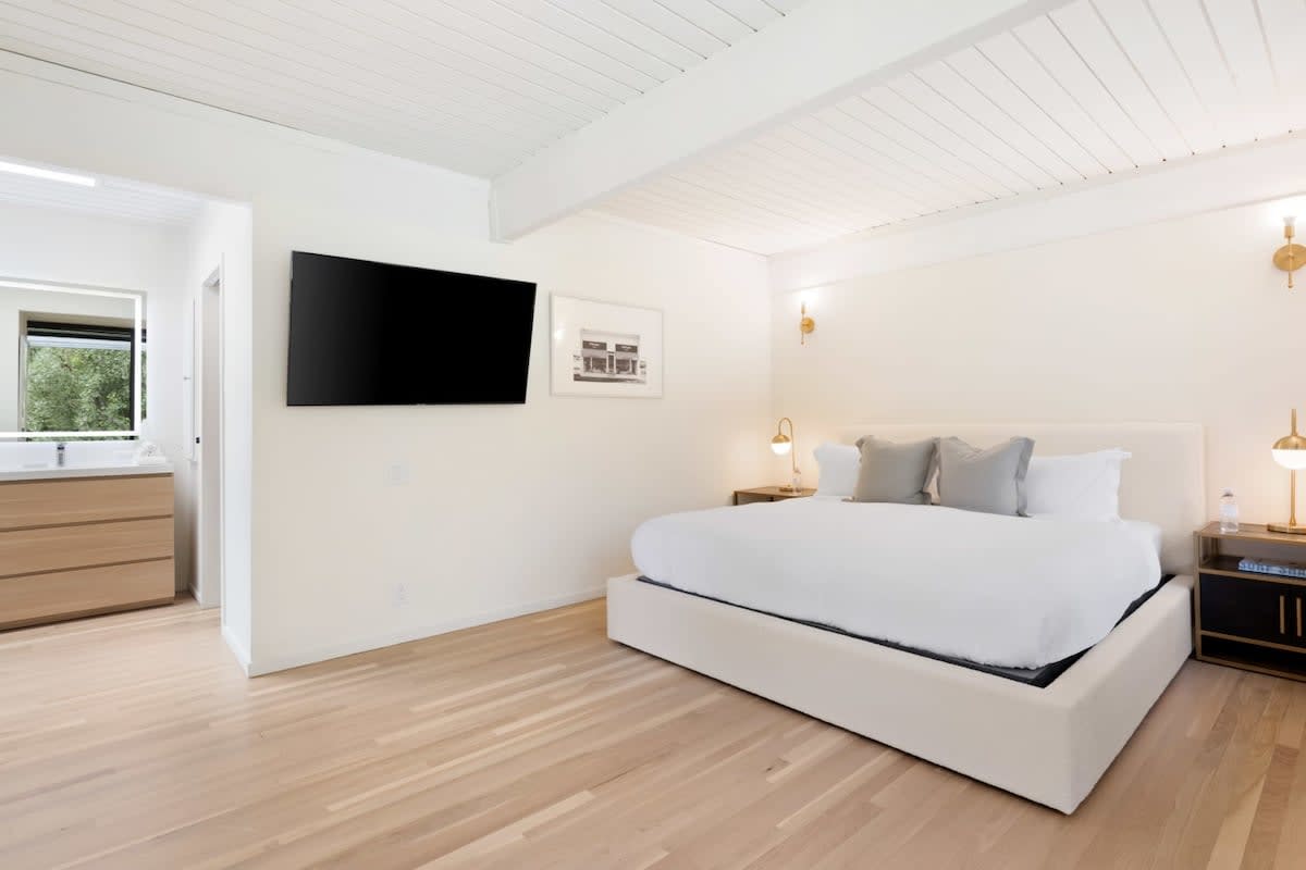 Residence image 3