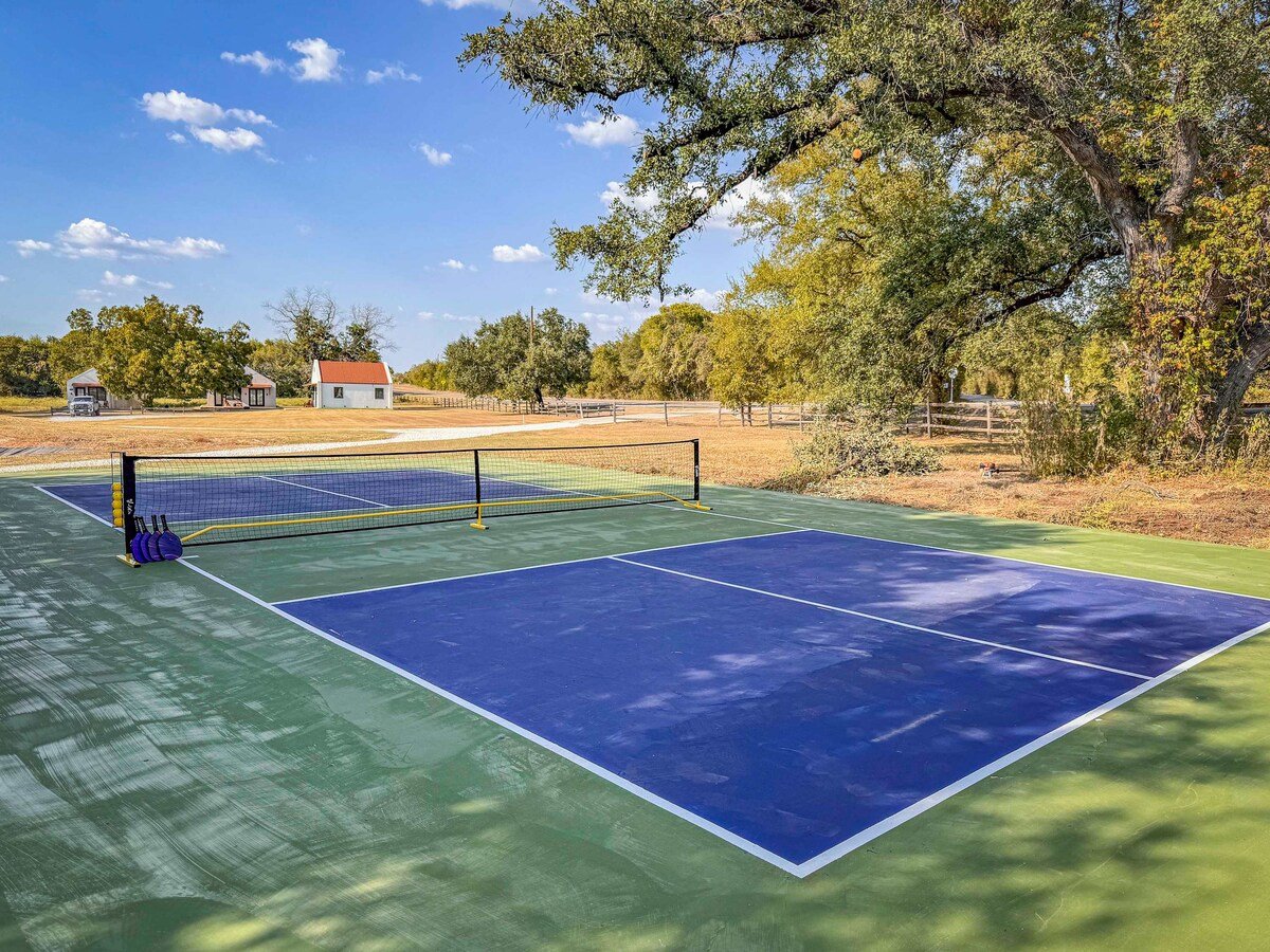 Enjoy a few pickleball games while you're here! The court is a 1-minute walk from the front door.  Paddles and balls are provided for you in a box beside the court. 