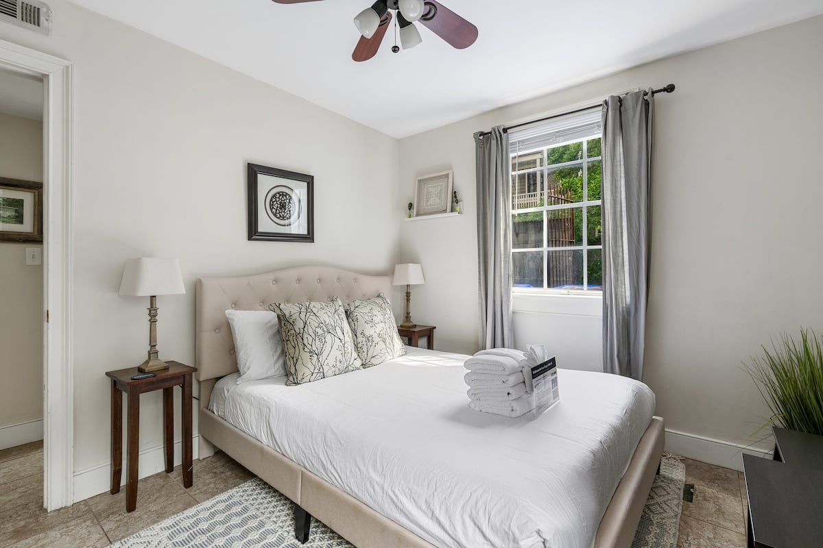 Step into a world of charm and indulgence in Charleston, SC