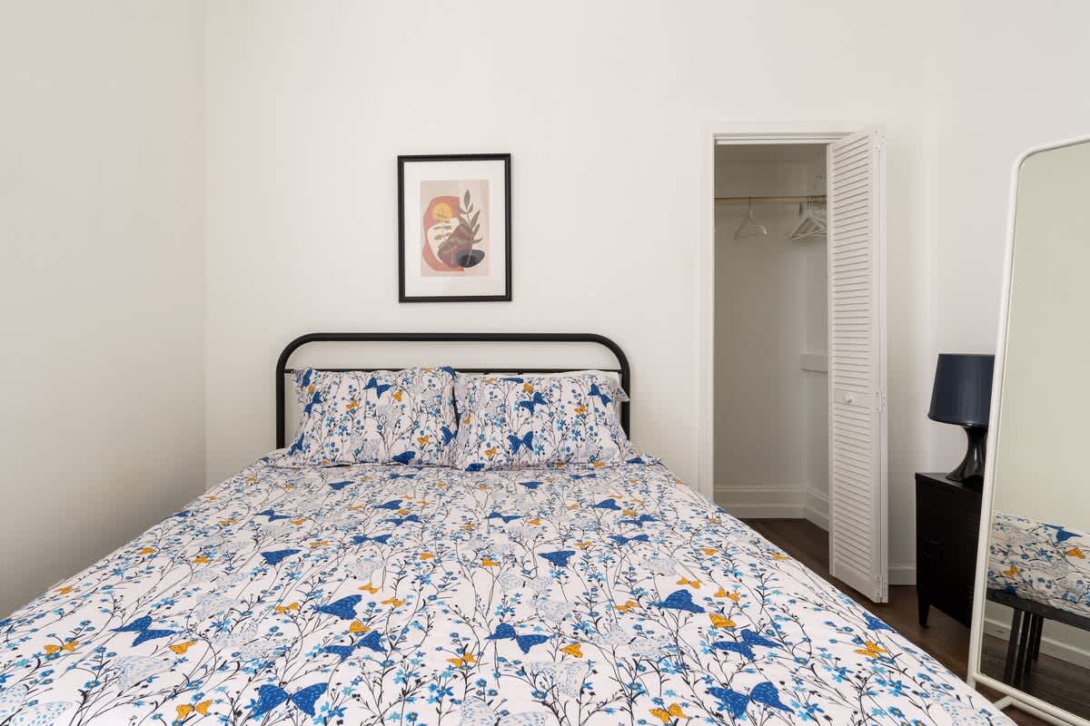 Renovated Home • Great Location • 3BR • Sleeps 6 image 18