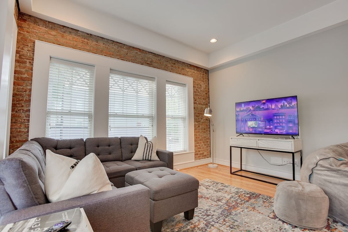 Residence image 1