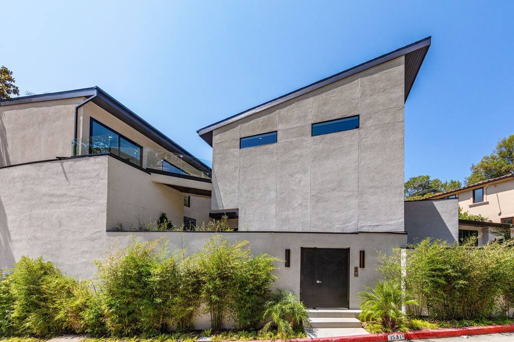 Residence image 2