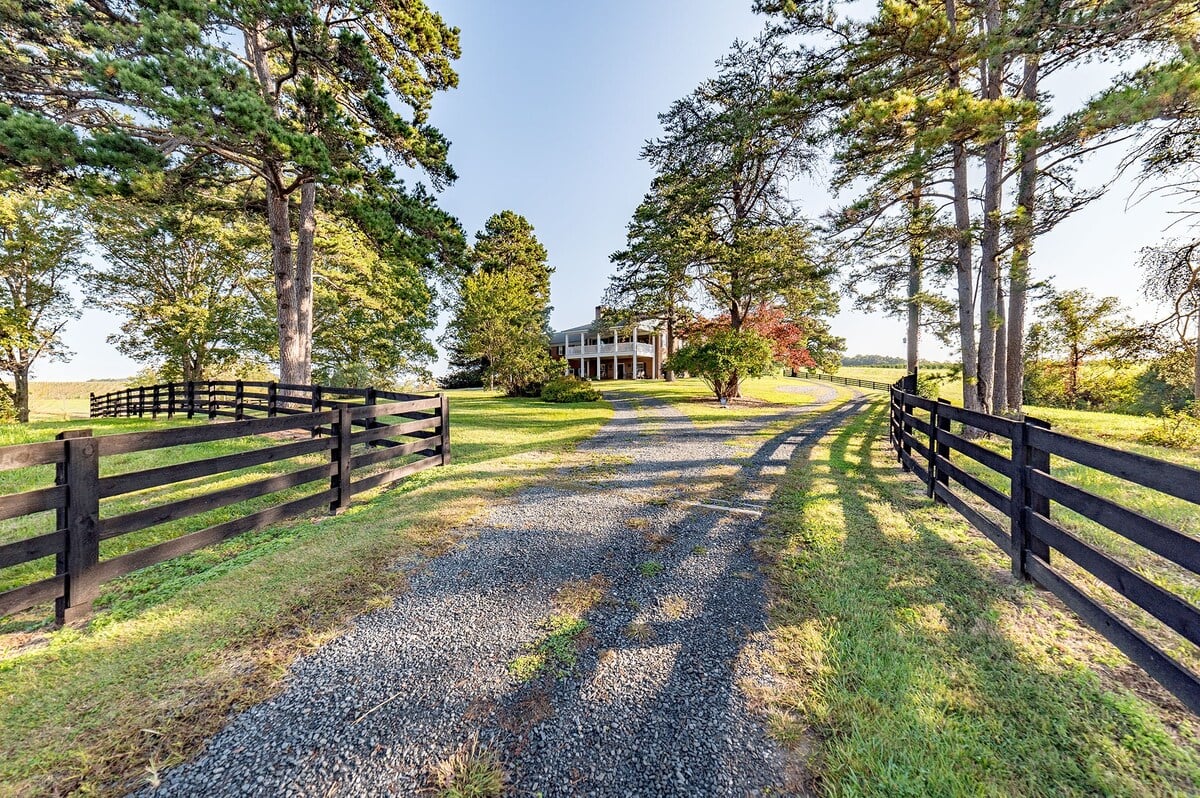Rustic luxury with a view in Rustburg, Virginia in Rustburg, VA
