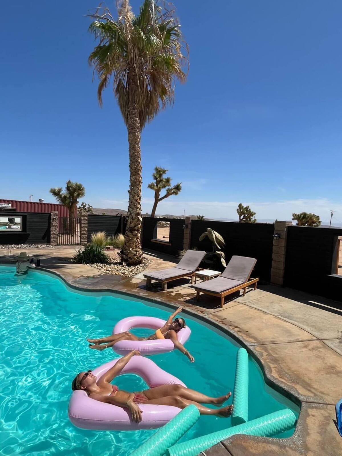 Residence image 4