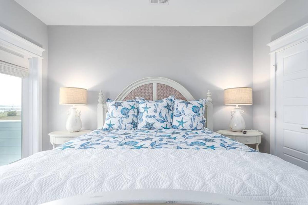 King Bedroom with Smart TV