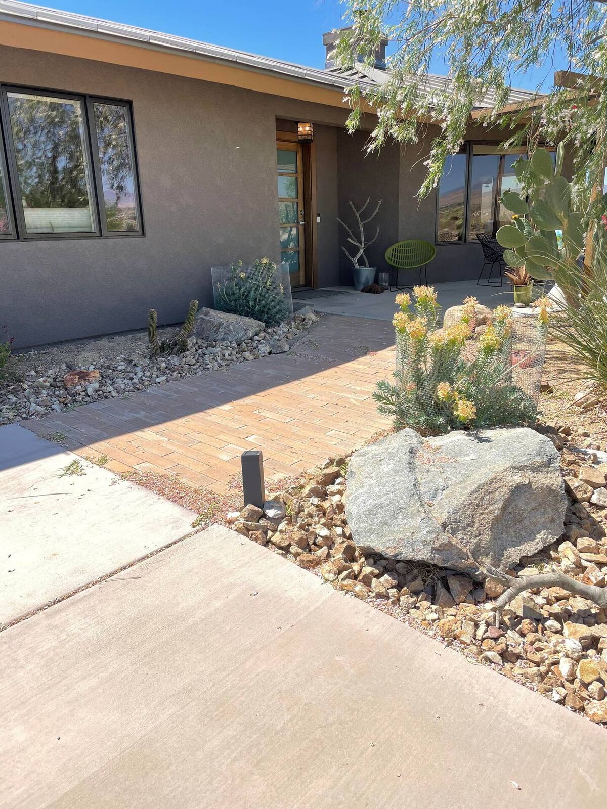Residence image 2