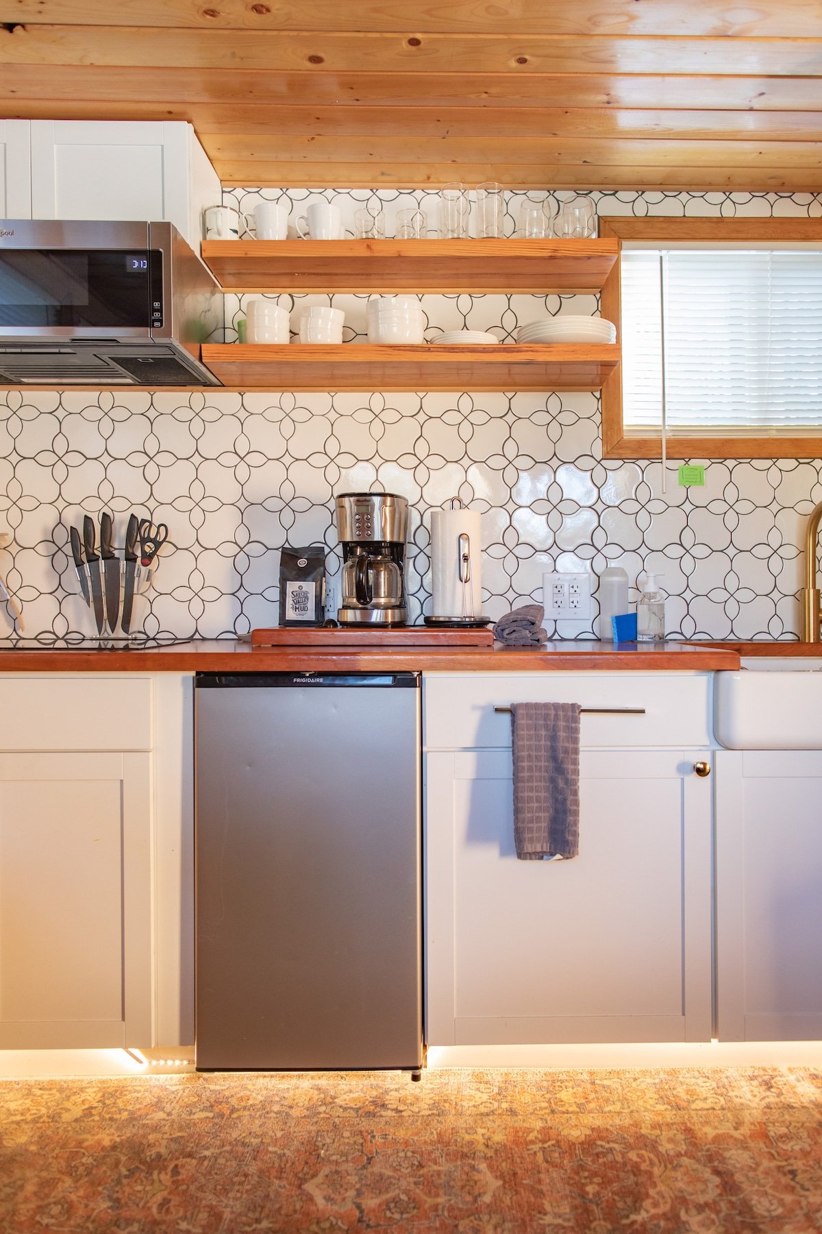 Updated LED lit kitchenette.