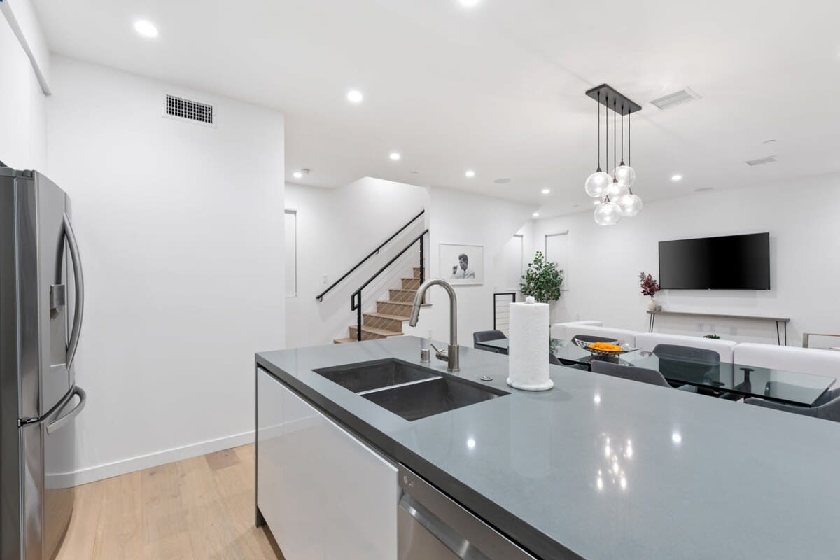 Residence image 5