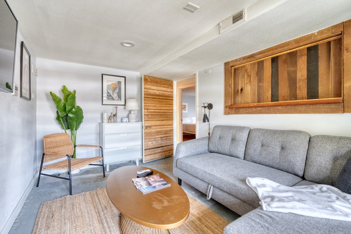 Residence image 2