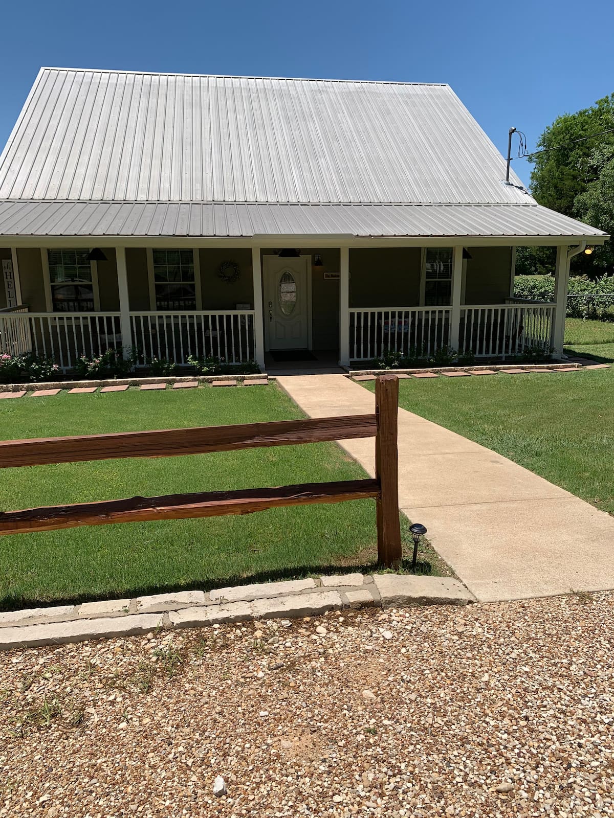 Residence image 3