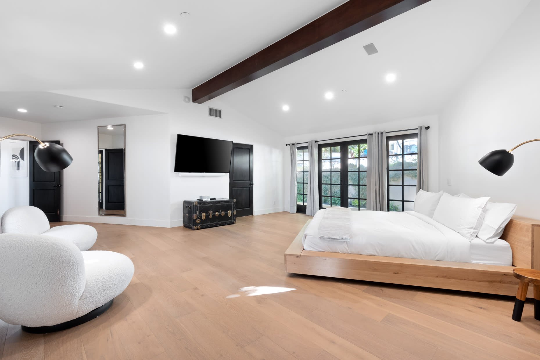Residence image 1