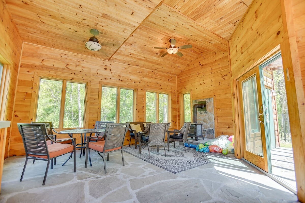 Next up we have the pool house!