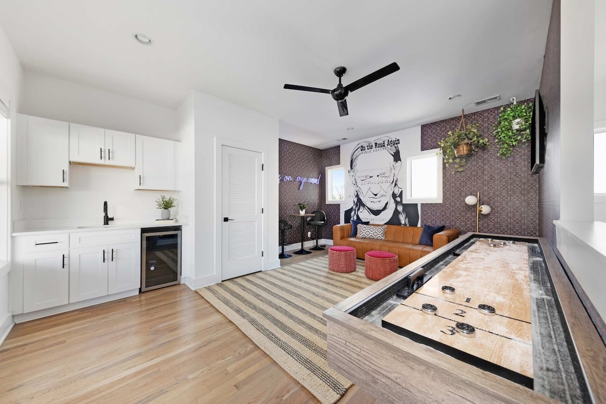 The Willie • Speakeasy Game Room + Rooftop image 8