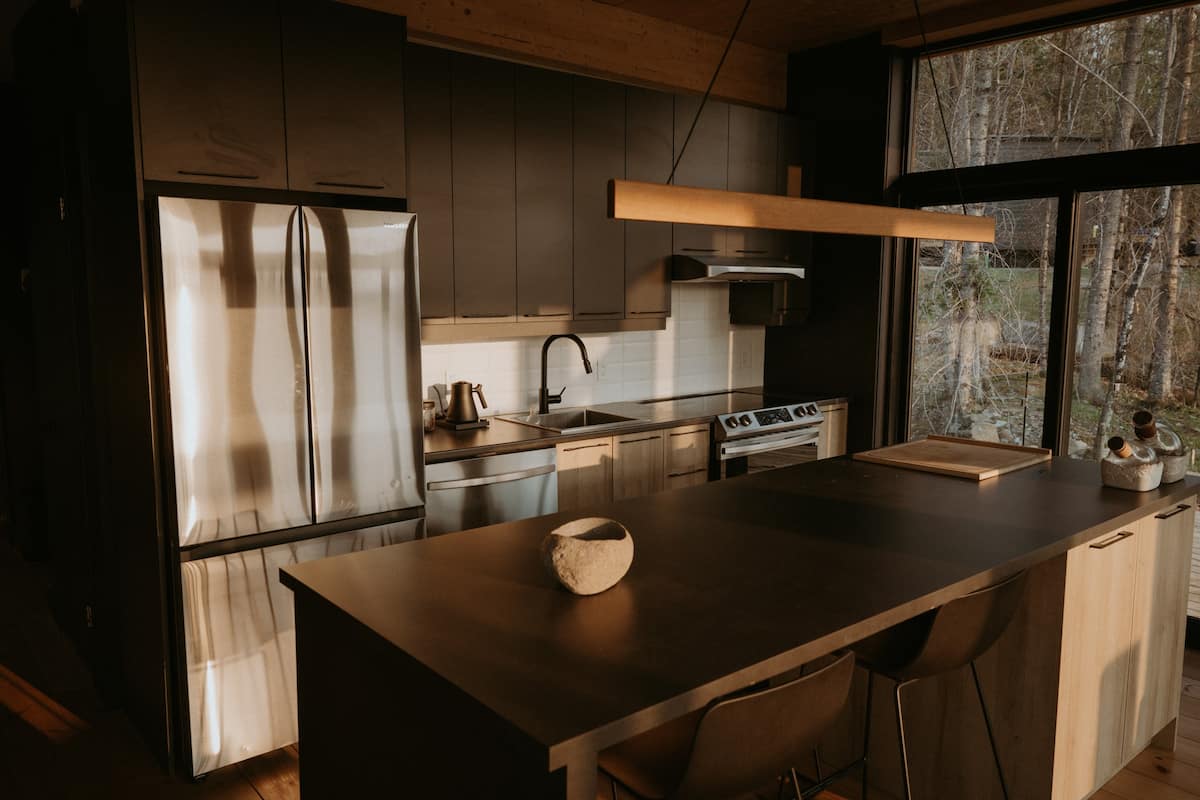a space to cook, prepare and feast.
