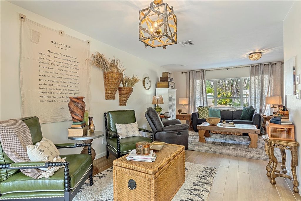 Residence image 4