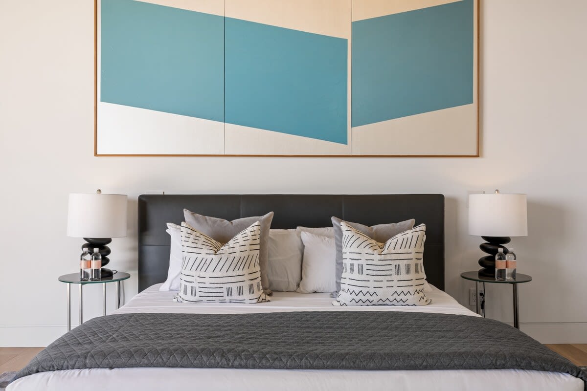 Residence image 1