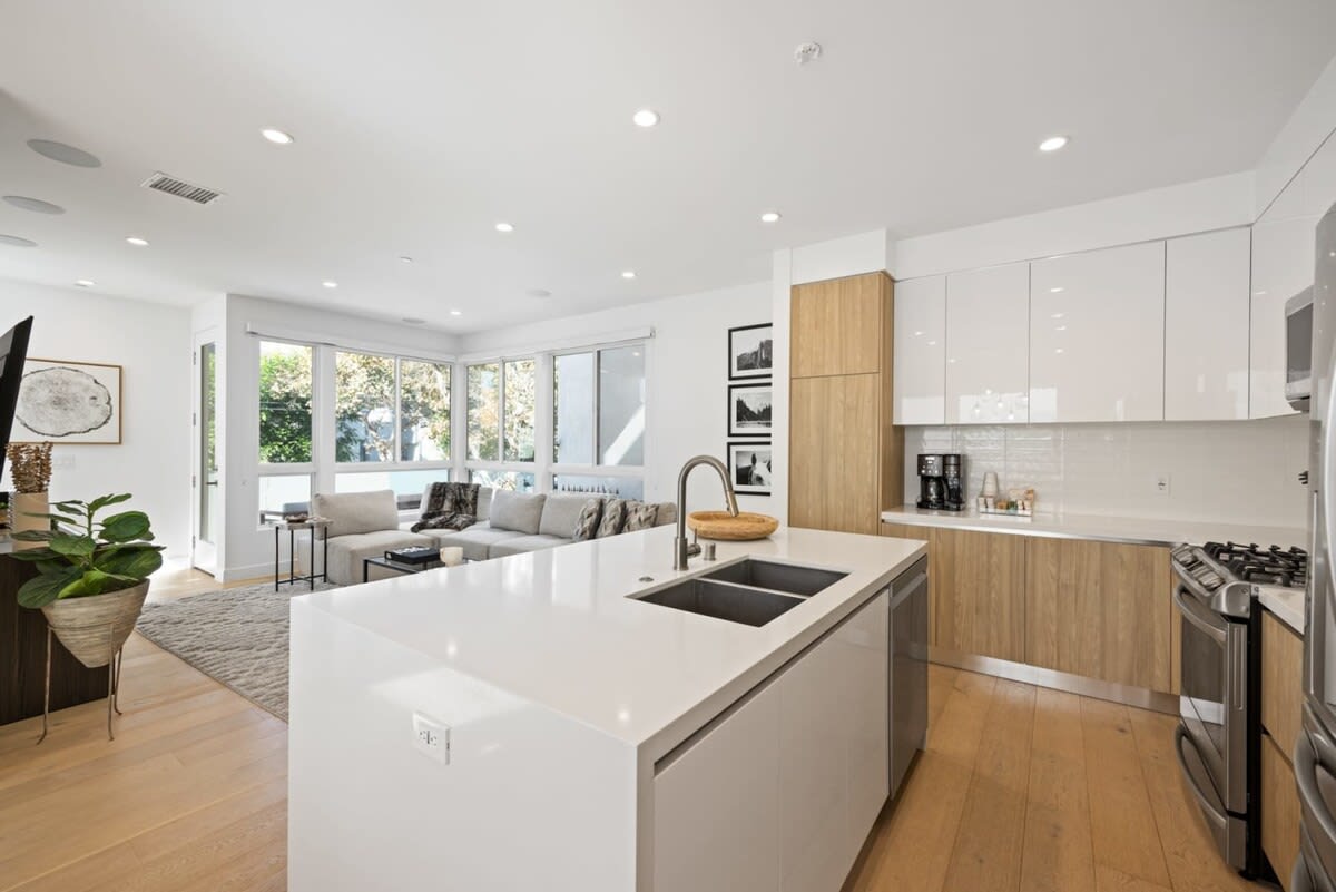 Residence image 1