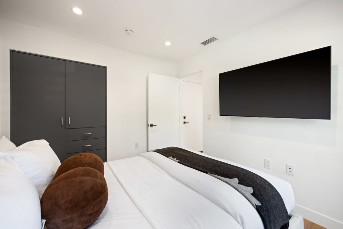 Residence image 4