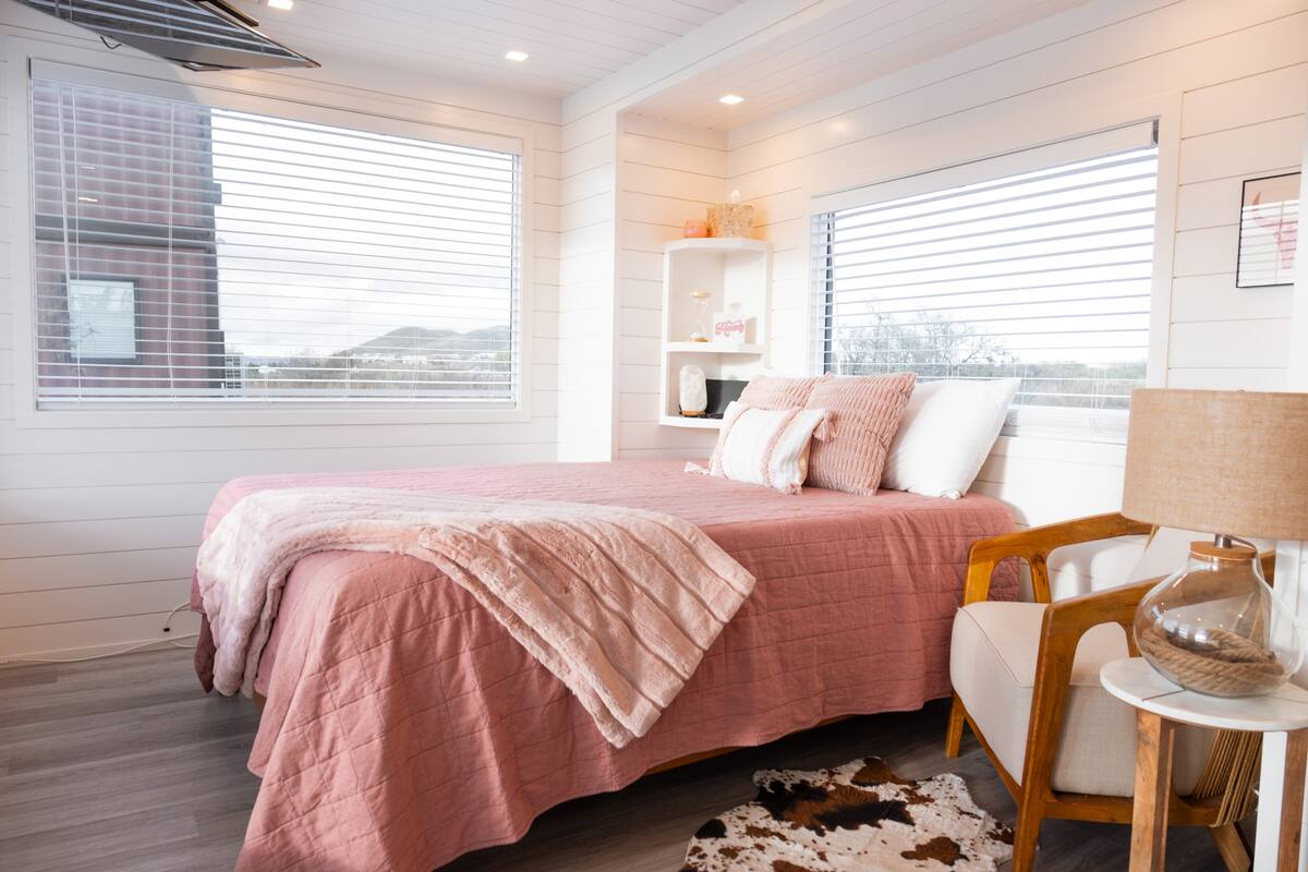 Residence image 2