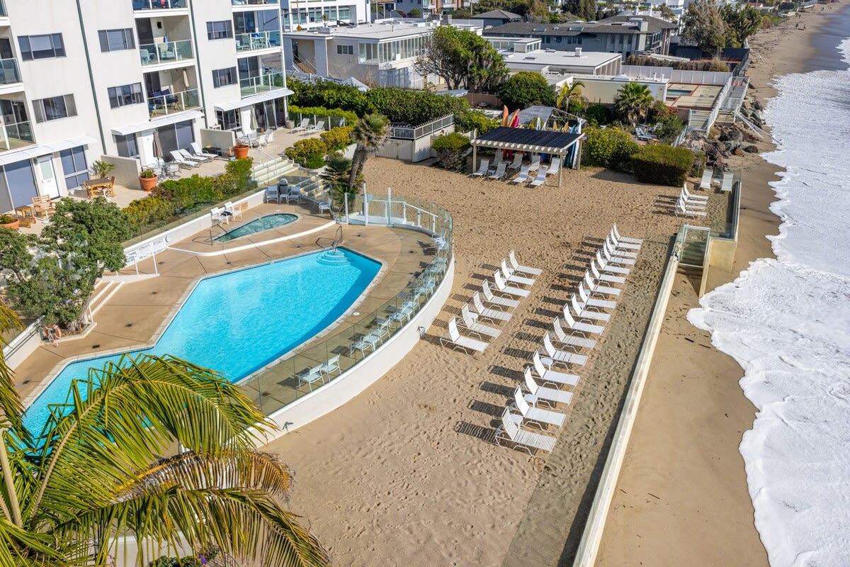 Residence image 2