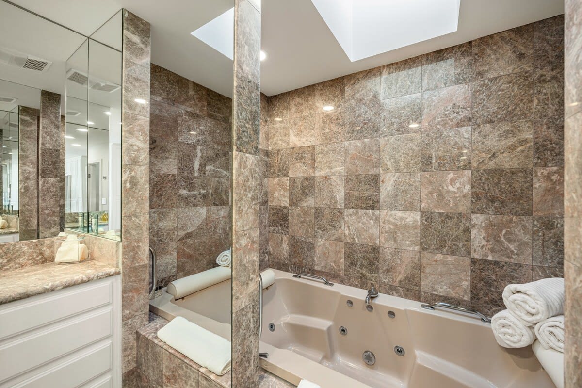 Residence image 6