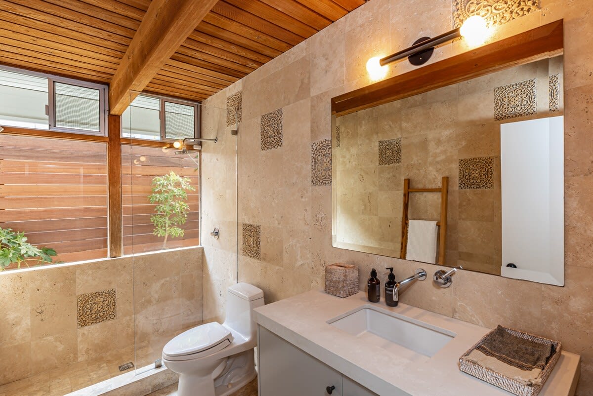 Residence image 3