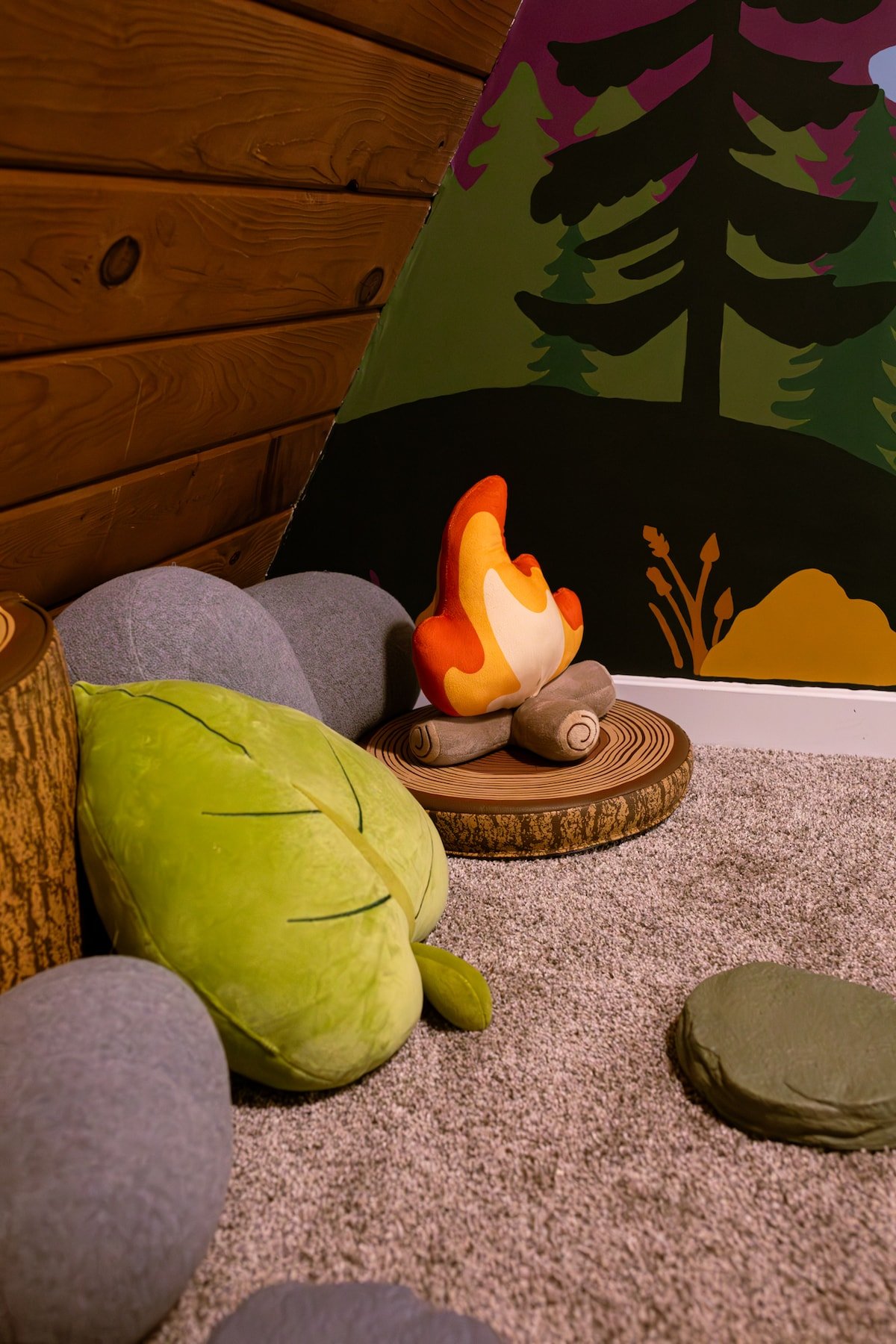 A Frame I Hot Tub l Chickens l Nature Play l Lake image 54