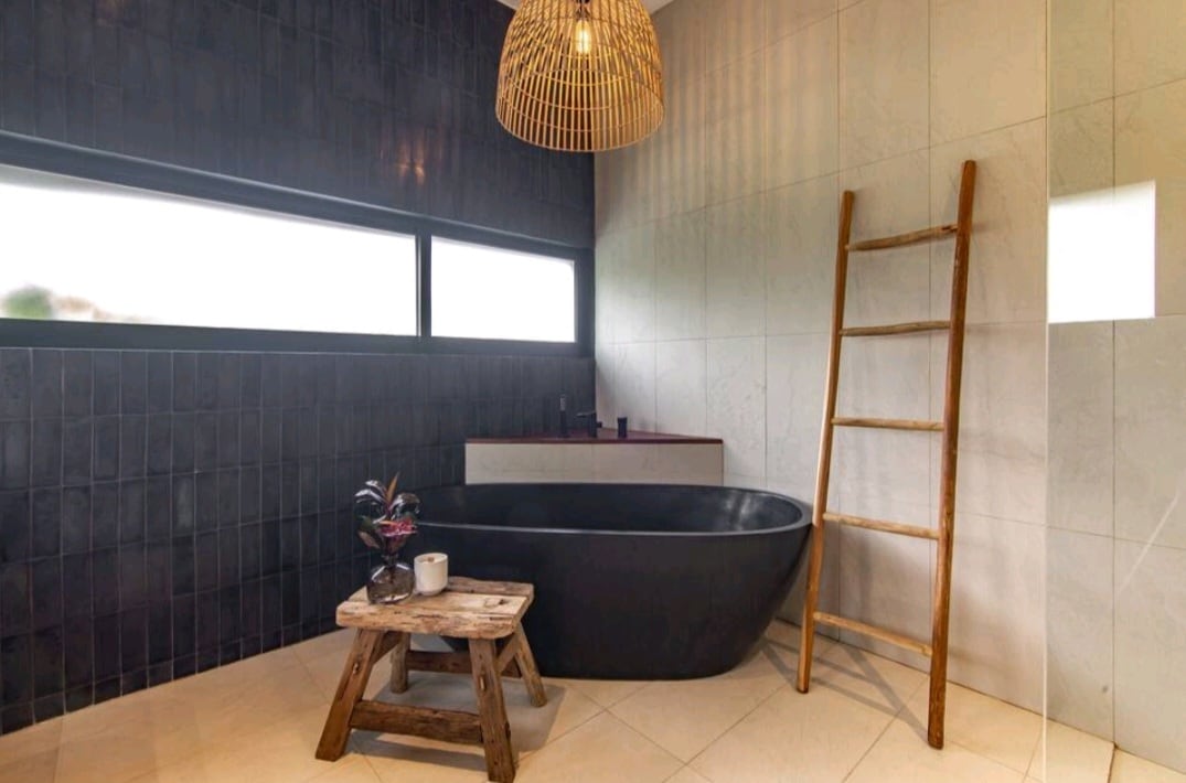 Luxury 2Bd Villa in Canggu with Rice Paddy Views image 18