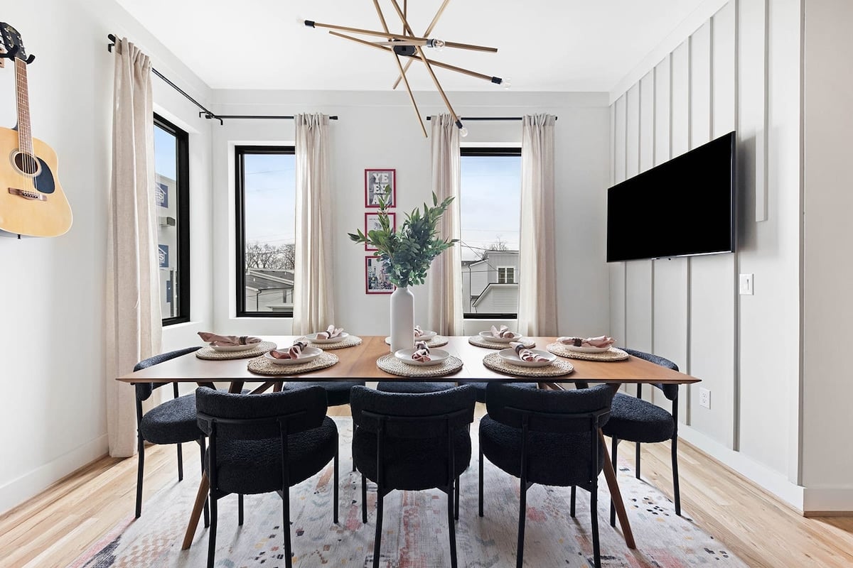 Bright and Clean Dining Area with Seating for 8