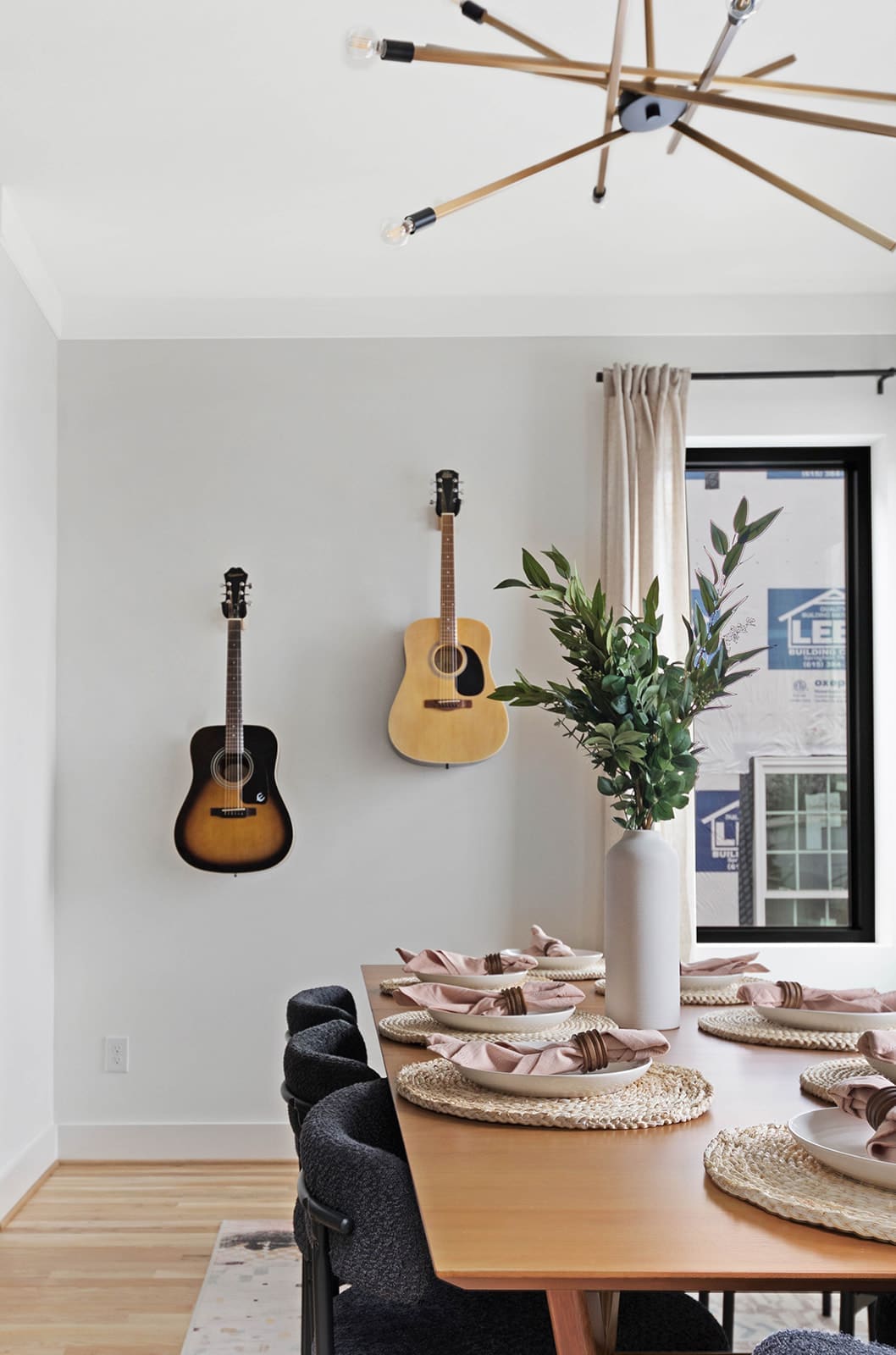 Bright and Clean Dining Area with Seating for 8