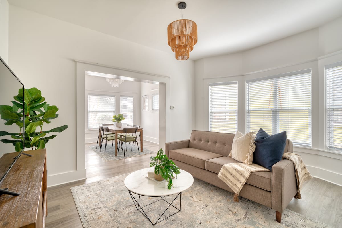 Residence image 3