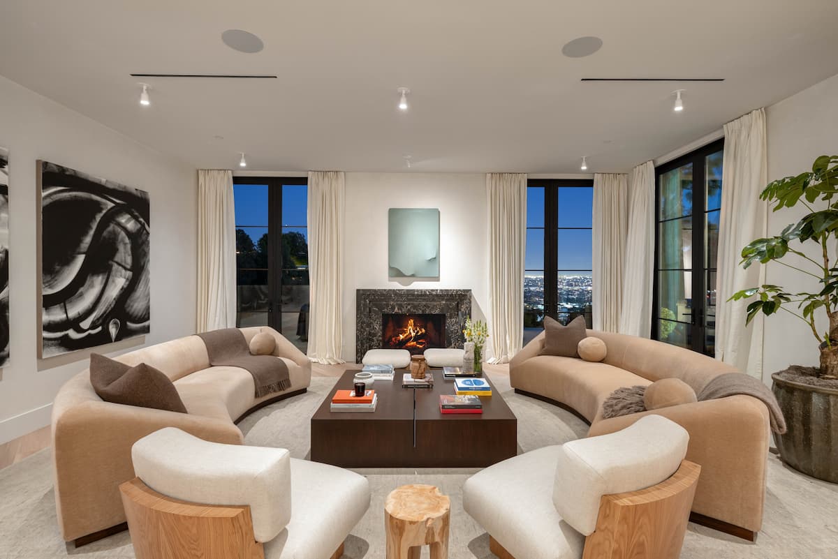 Experience elevated luxury in Los Angeles in Los Angeles, CA