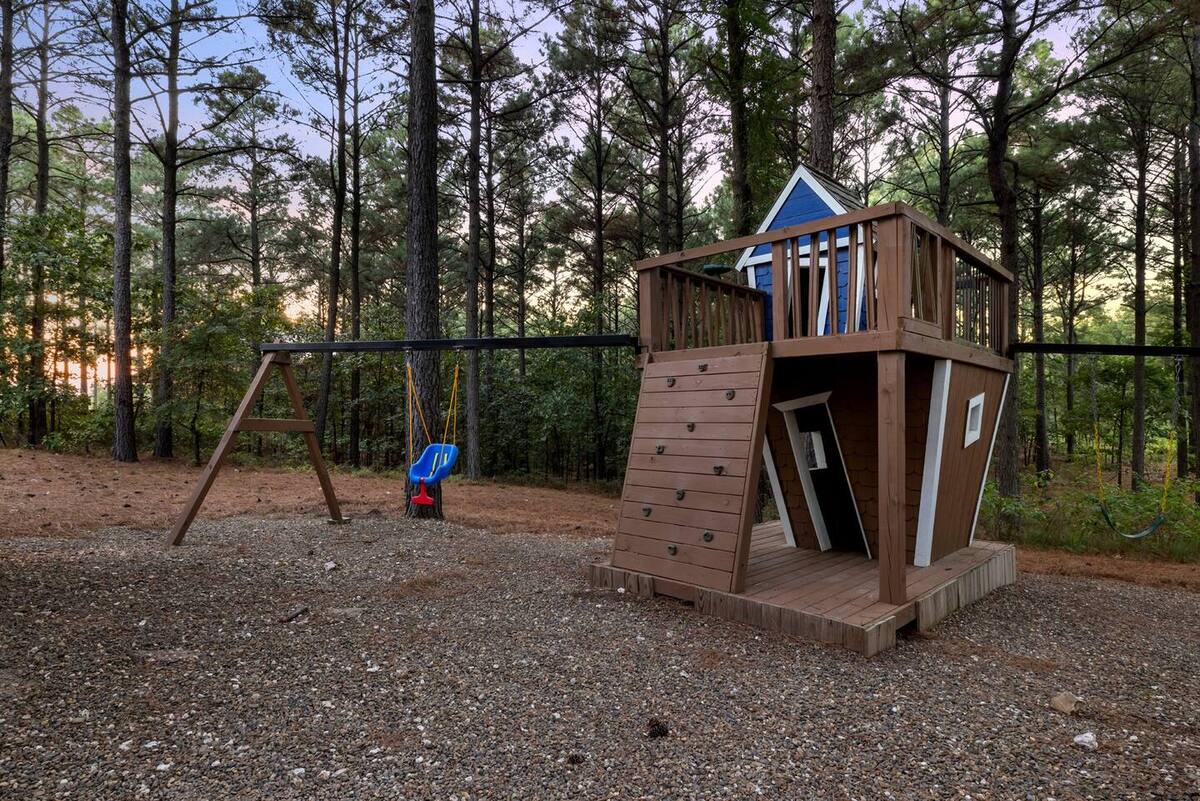 Residence image 3