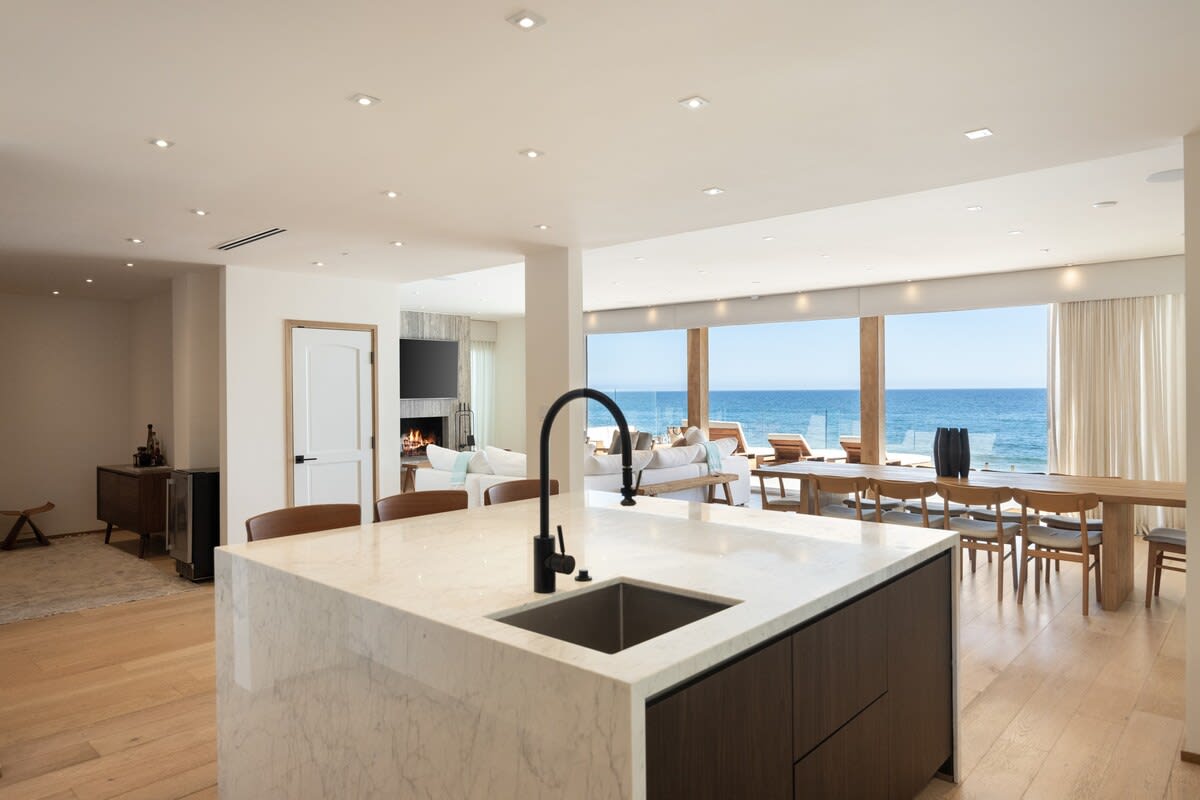 Residence image 2