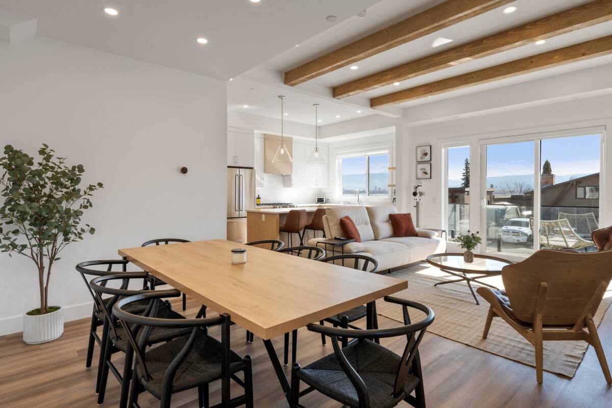 Enjoy meals with a view in the elegant dining area, perfect for gatherings with family and friends.
