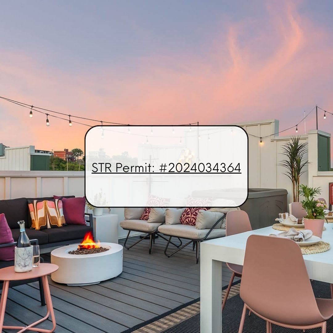 Bourbon & Bubbles  - Rooftop Hot Tub & Speakeasy image 76