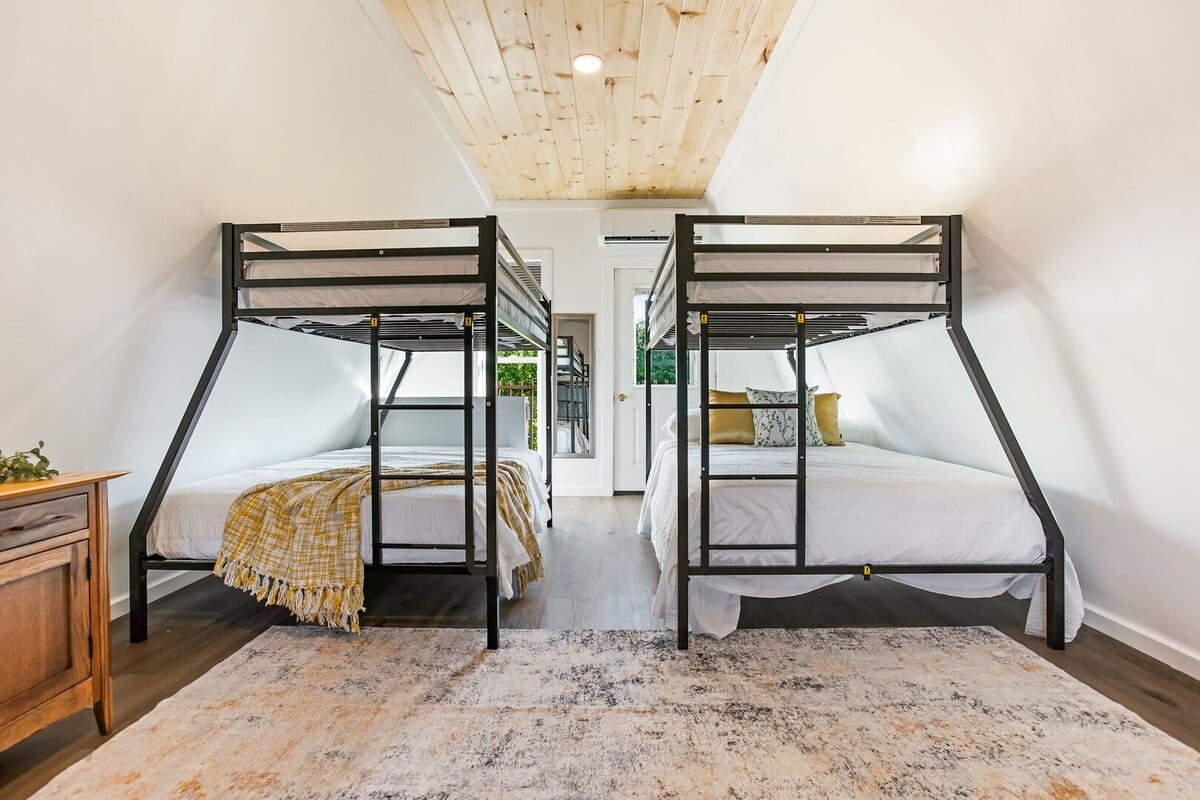 Bedroom 7 - Four Bunk Beds w/ Full Beds on the bottom and Twin Beds on the top: Sleeps 12