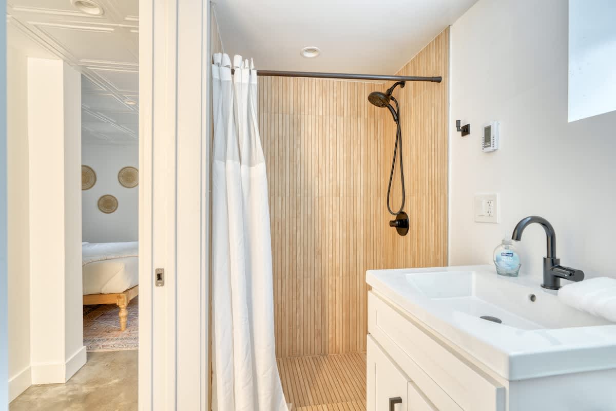 Residence image 3
