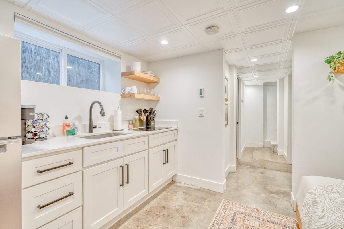 Compact Retreat - Great Value - Prime NE Area image 15
