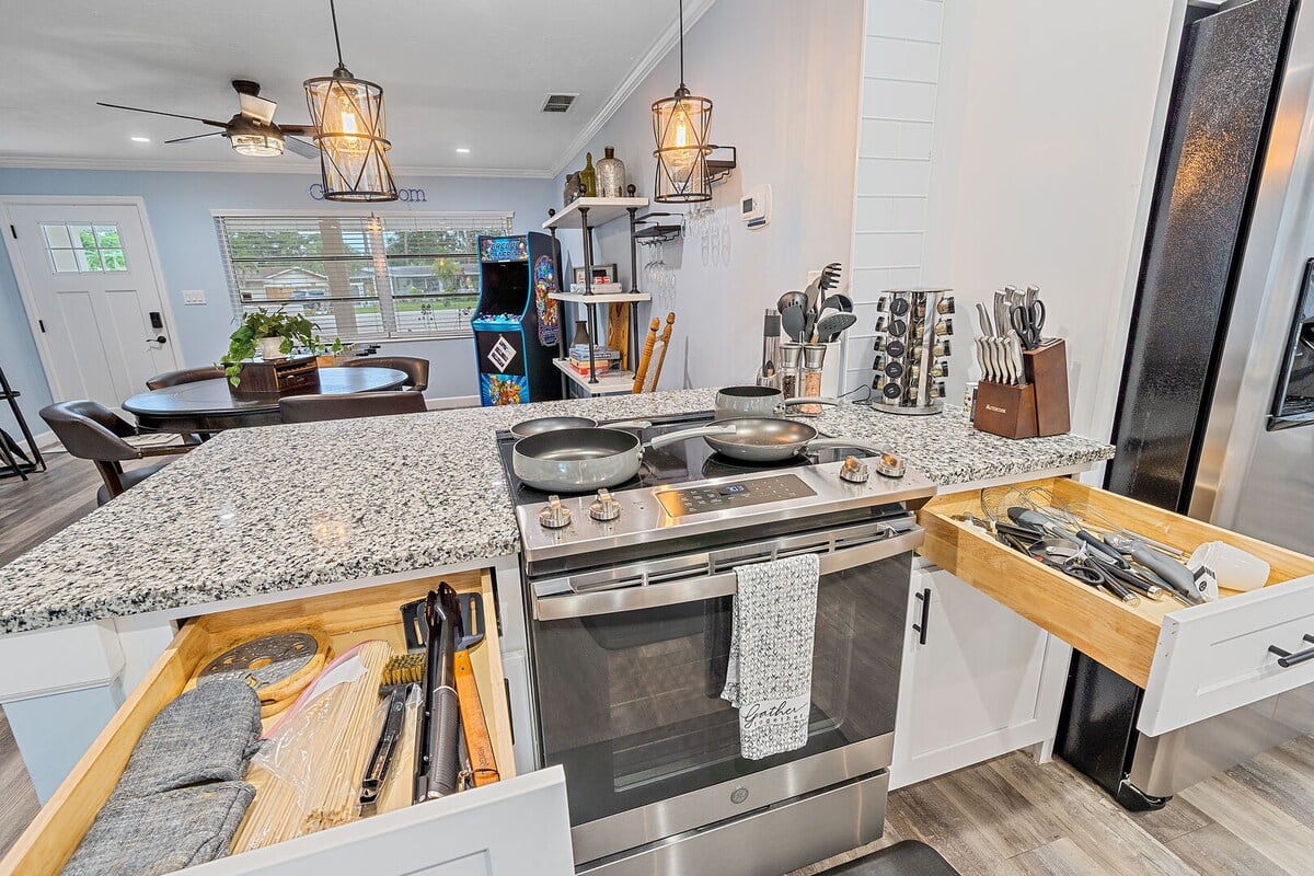 Fully-stocked with all of the pots and pans that you will need!