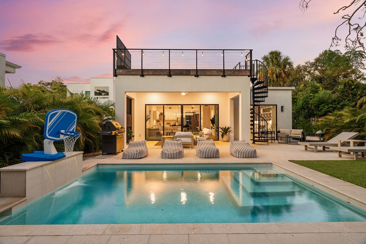 Where the sound of falling water sets the pace of every day in Sarasota, FL