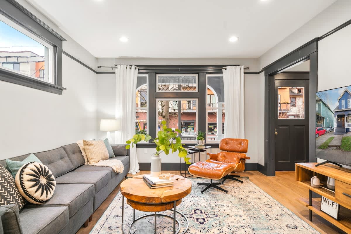 Residence image 3