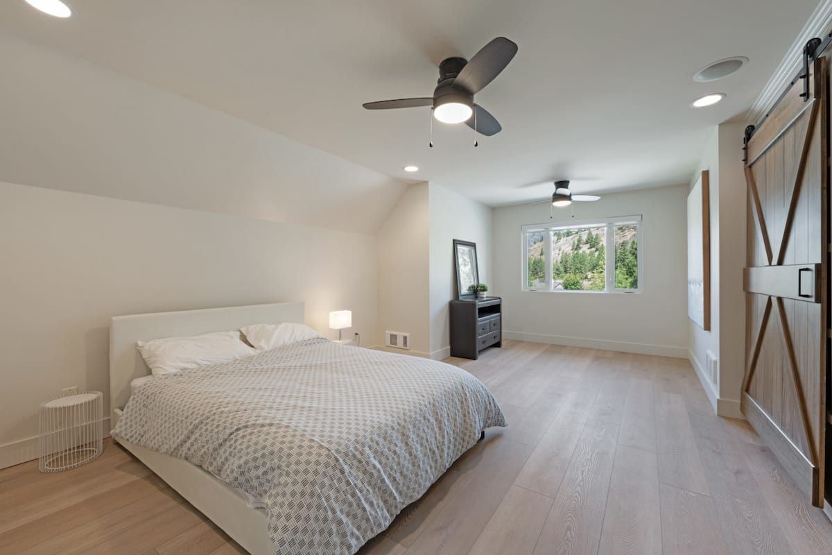 Residence image 2