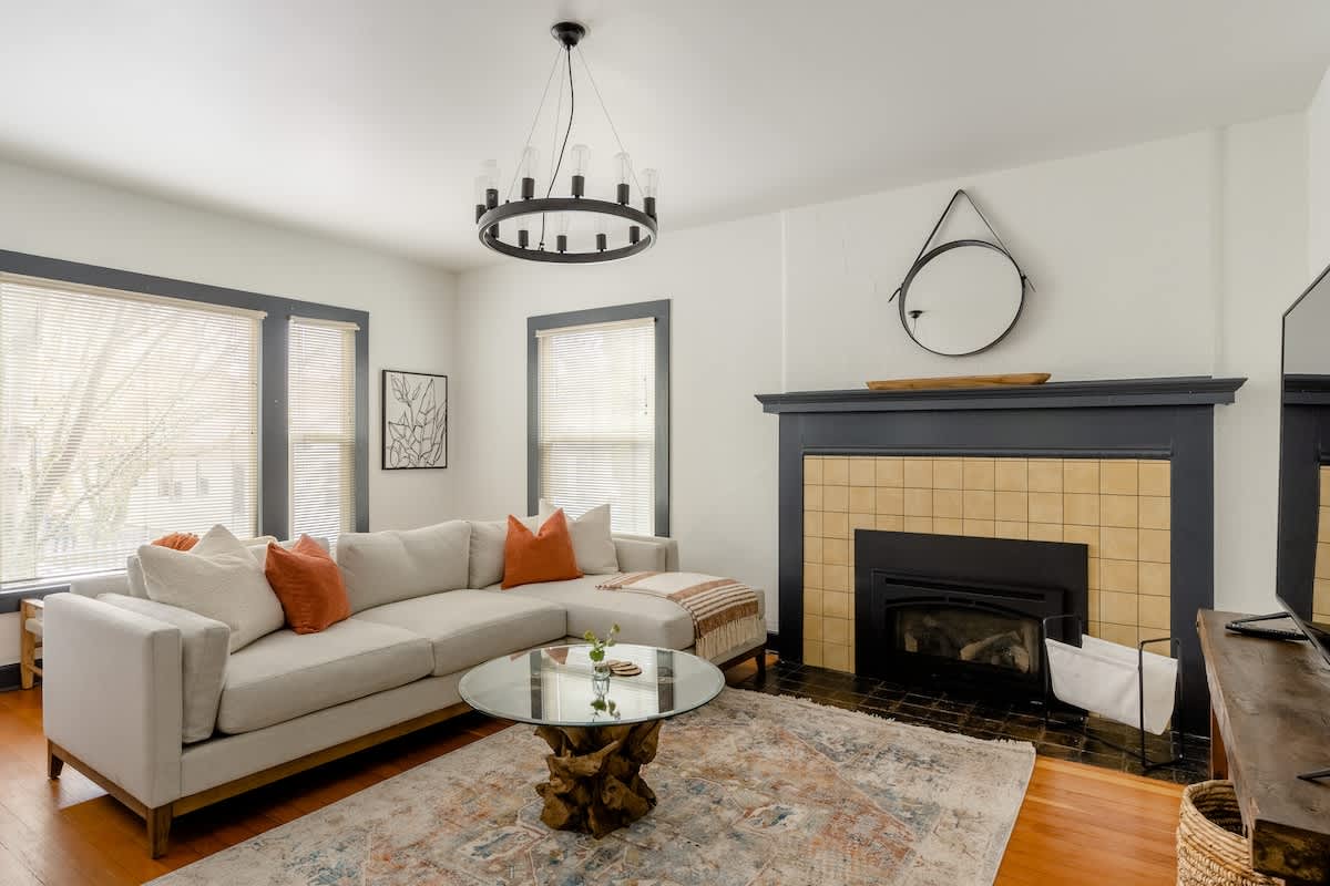 Residence image 3
