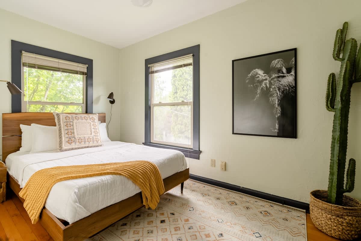A southwest-inspired hideaway on Portland's neighborhood streets in Portland, OR