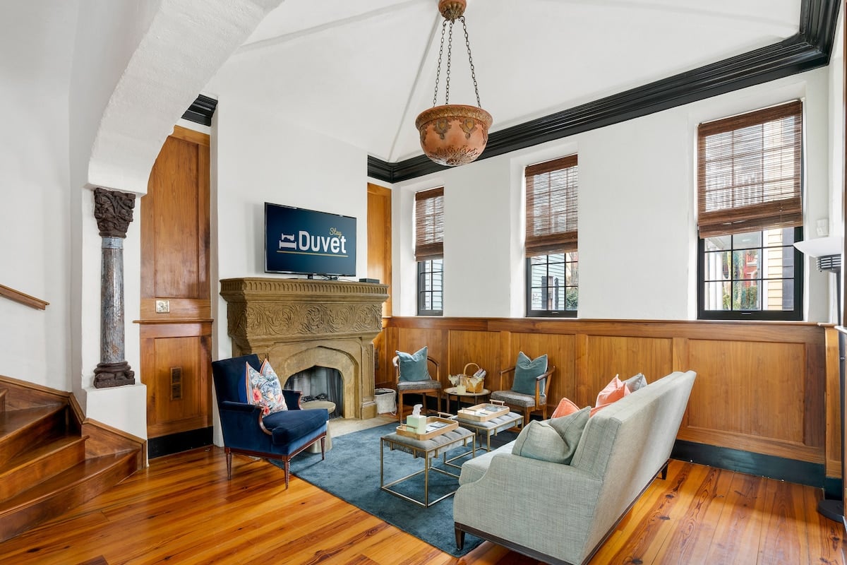 Tully Alley: NY Times Featured Charming Home image 8