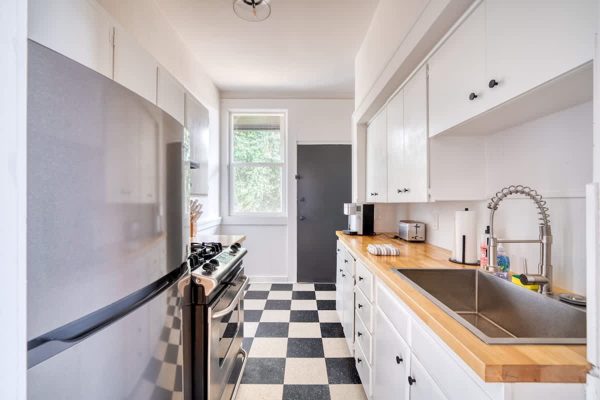 Residence image 3