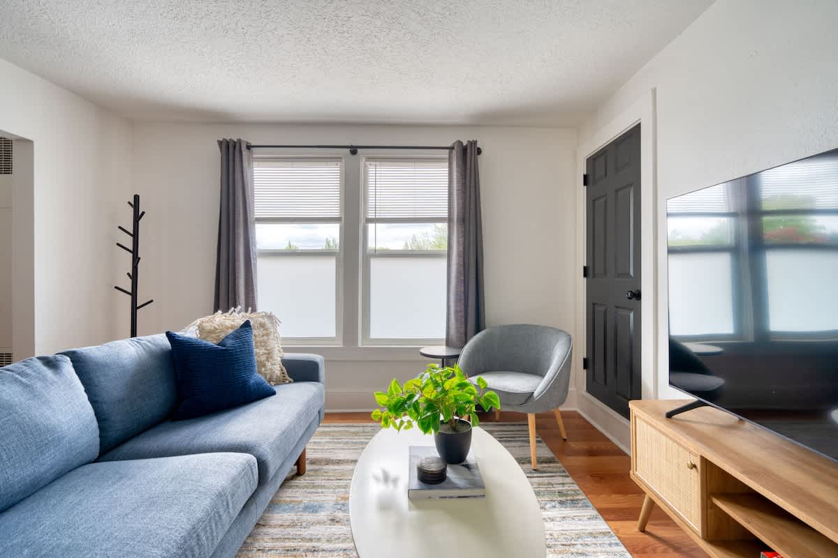 Residence image 3