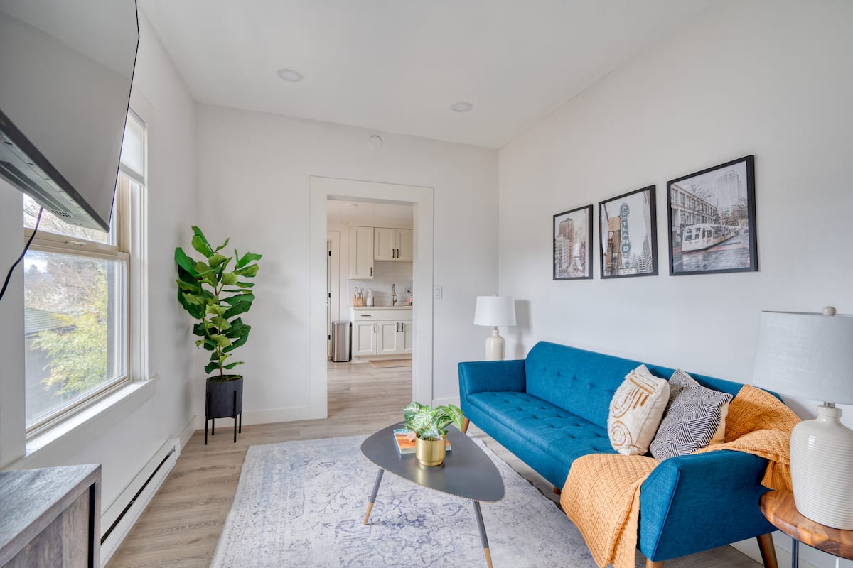 Discover Portland's vibrant lifestyle at your doorstep in Portland, OR